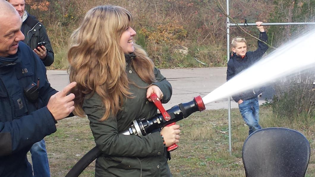 Larisa Landré mag blussen Werbezoek veiligheidsregio